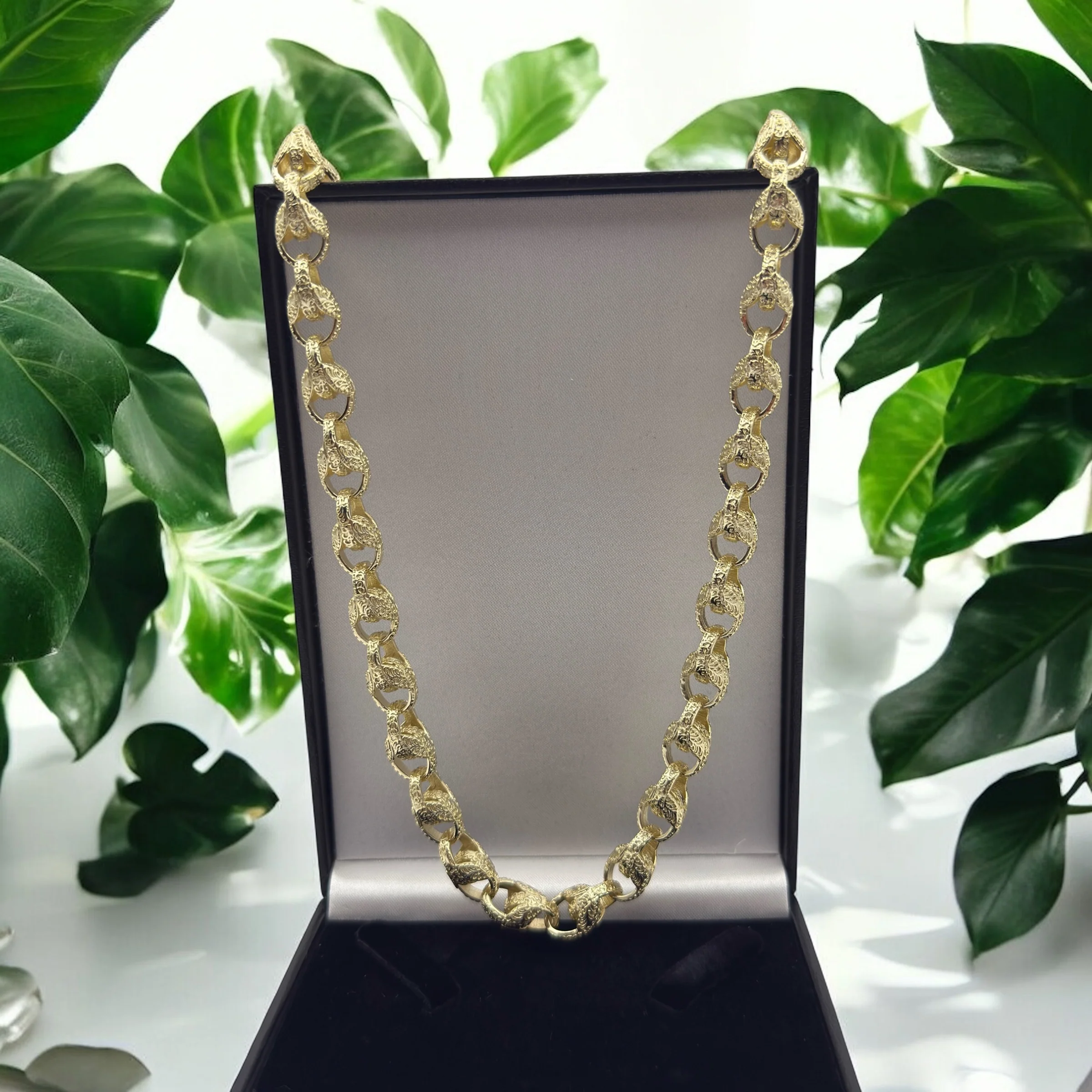 WELDED 9MM GOLD PATTERNED TULIP CHAIN - FULLY PATTERNED - Image 2
